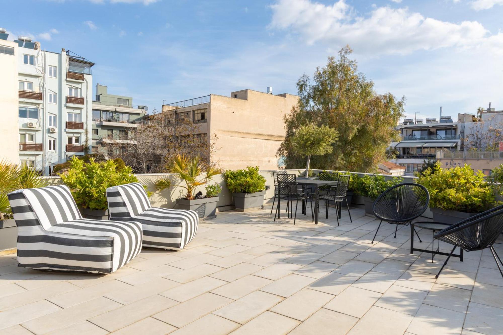 85 Sqm In The Heart Of Athens Shared Rooftop Deck Zewnętrze zdjęcie