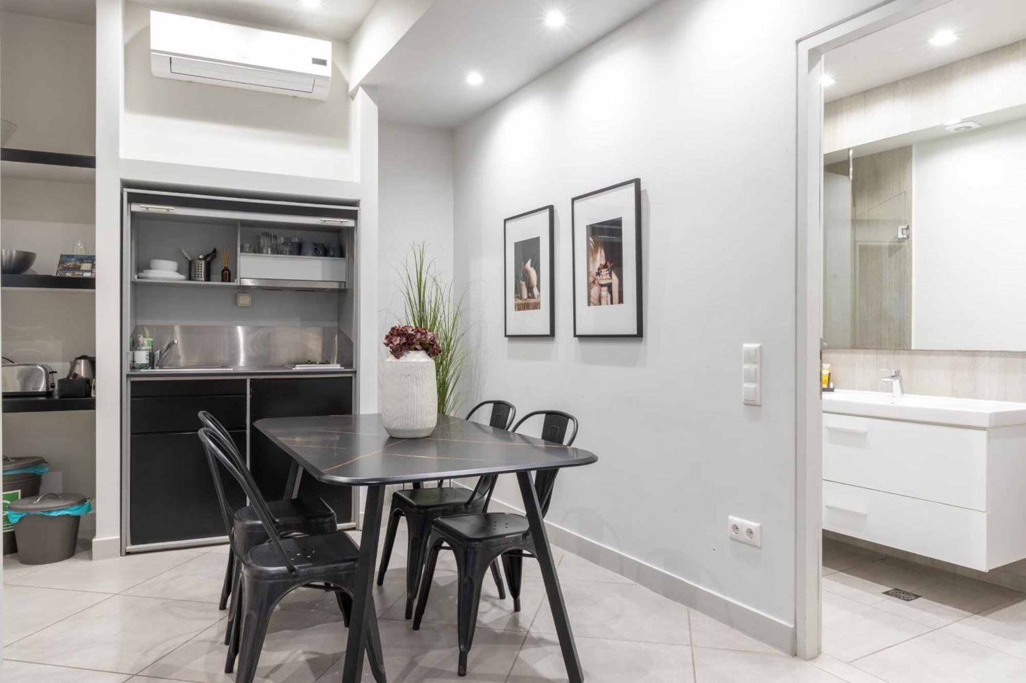 85 Sqm In The Heart Of Athens Shared Rooftop Deck Zewnętrze zdjęcie